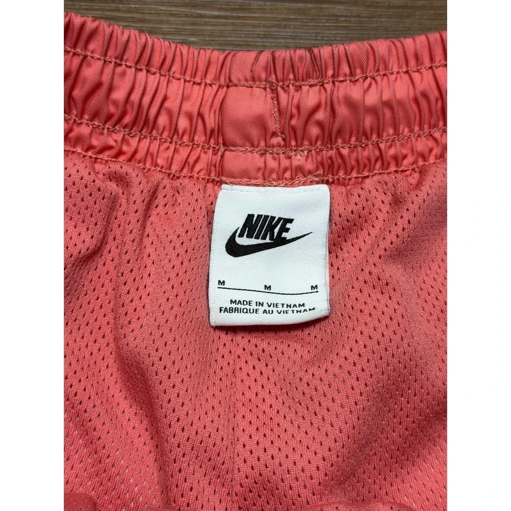 Nike Woven Flow Shorts Pink Bird of Paradise Floral (DQ3487-603) Size Medium